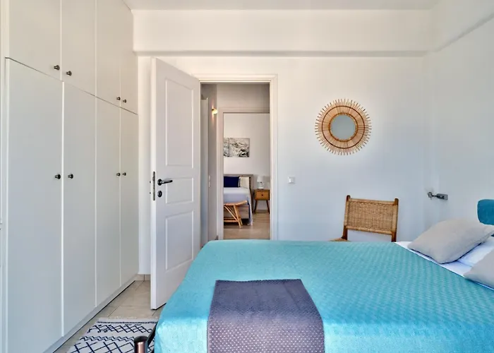Paros Luxury 2mins From The *