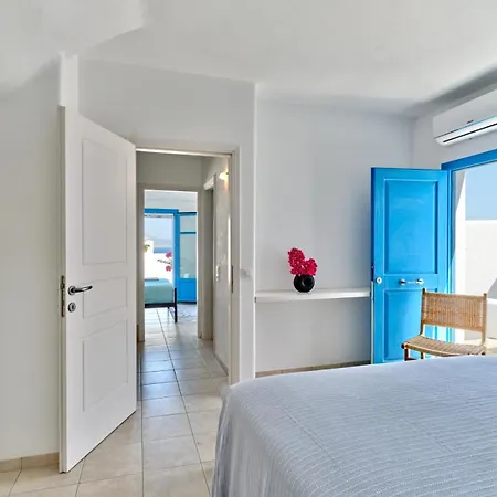 Paros Luxury 2mins From The * Piso Livadi